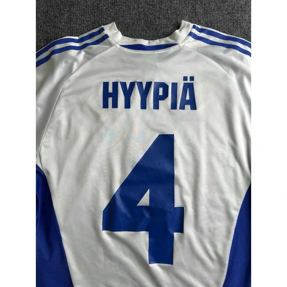 Mens Adidas Finland Sami Hyypiä #4 Home Soccer Jersey 2004, Size M